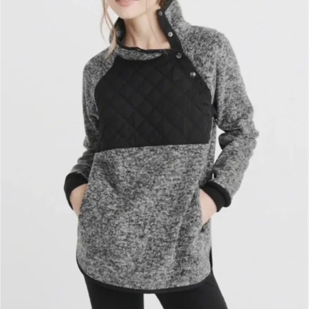 Abercrombie & Fitch Snap Fleece Pullover, Gray and Black, S